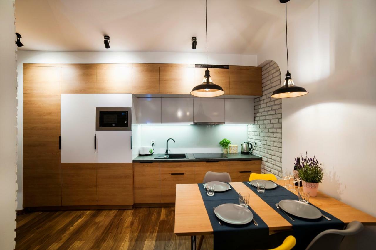 Urban Apart Uniejow Apartment Exterior photo
